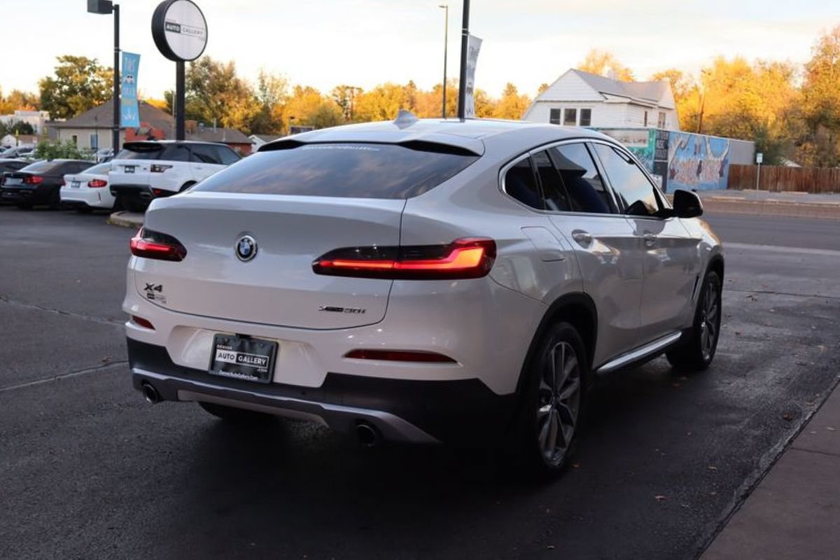 Used 2019 BMW X4 xDrive30i AWD/4WD image 5
