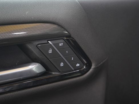 Used 2025 GMC Sierra 2500 AT4 w/ AT4 Premium Plus Package image 23