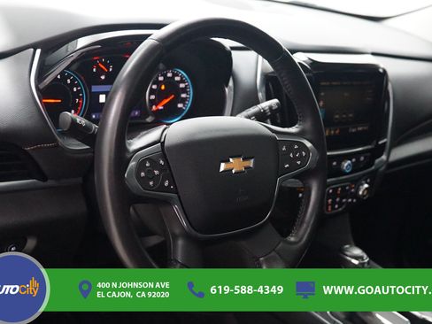 Used 2020 Chevrolet Traverse Premier w/ Redline Edition FWD image 18