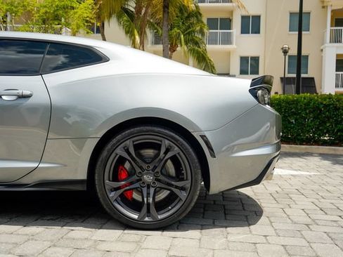 Used 2023 Chevrolet Camaro SS RWD image 16