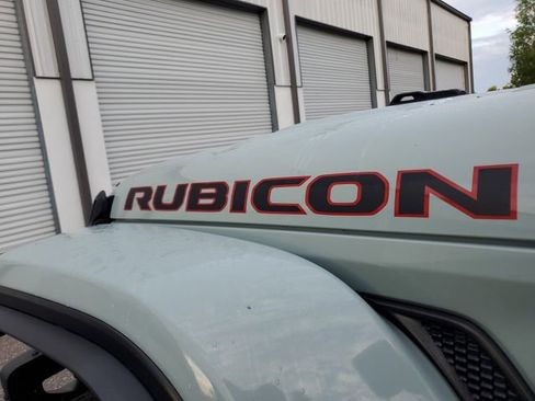 Used 2024 Jeep Wrangler Unlimited Rubicon AWD/4WD image 7