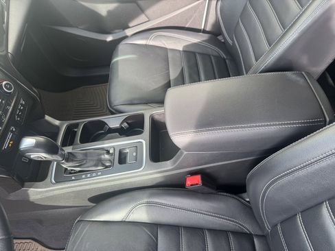 Certified 2019 Ford Escape Titanium image 16