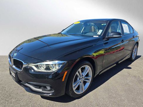 Used 2018 BMW 320i Sedan image 7