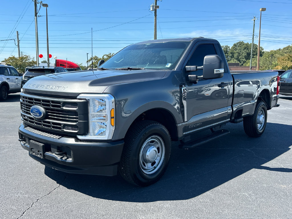 New 2025 Ford F250 XL w/ 360-Degree Camera Package RWD image 3