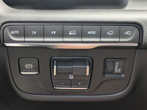 Used 2023 Cadillac Escalade ESV Sport w/ Touring Package image 27