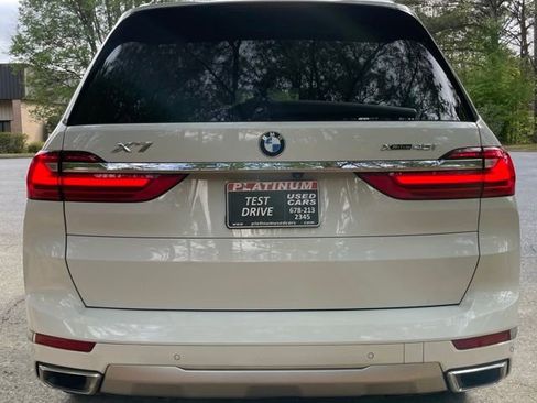 Used 2020 BMW X7 xDrive40i w/ Cold Weather Package image 7