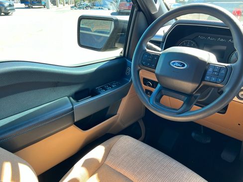 Used 2023 Ford F150 XLT image 11