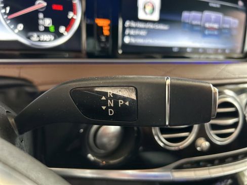Used 2017 Mercedes-Benz Maybach S 550 4MATIC image 8