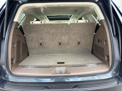Used 2021 GMC Yukon Denali w/ Denali Ultimate Package image 15