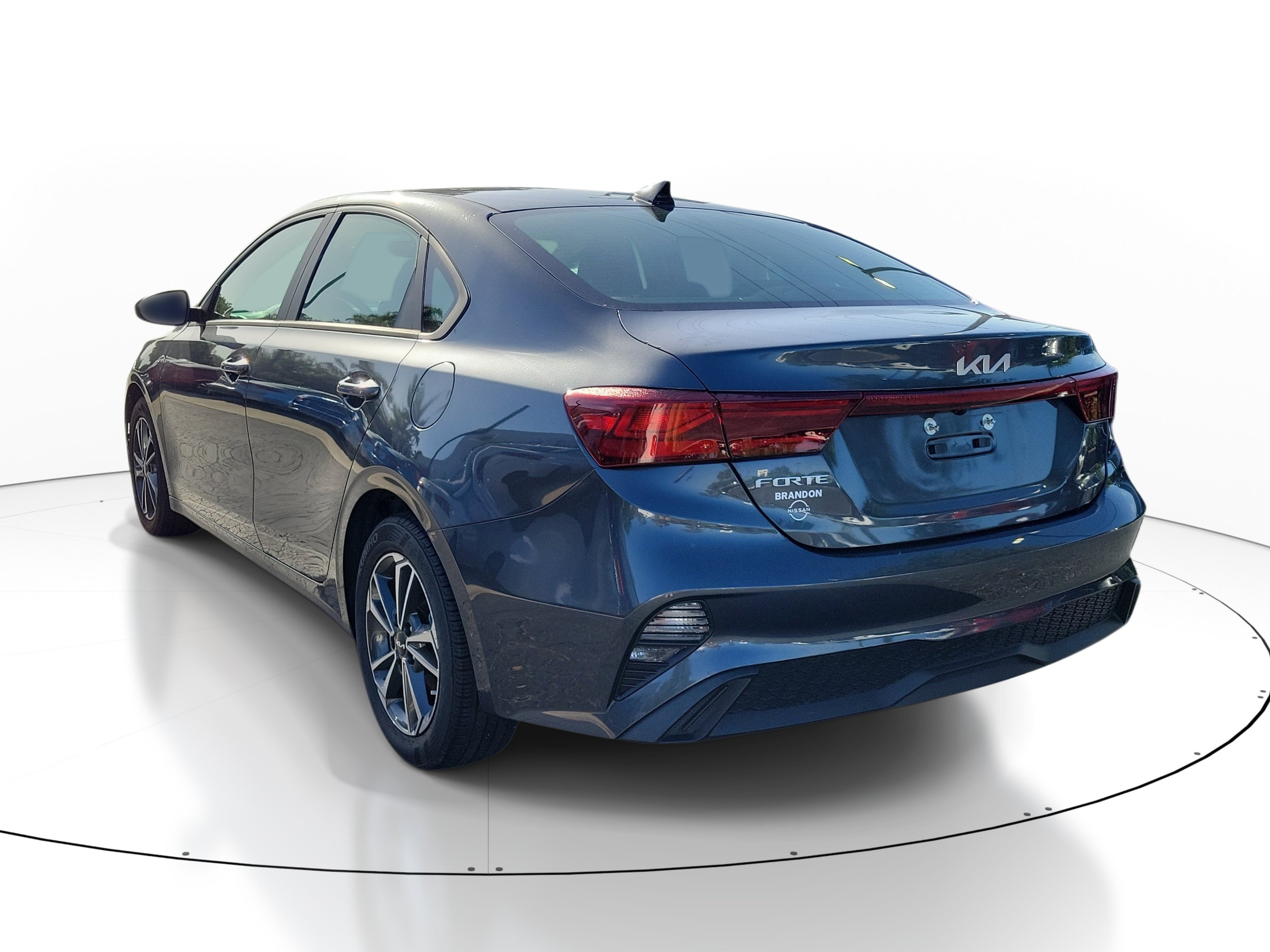 Used 2024 Kia Forte LXS FWD image 5