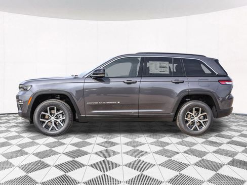New 2025 Jeep Grand Cherokee Limited image 11
