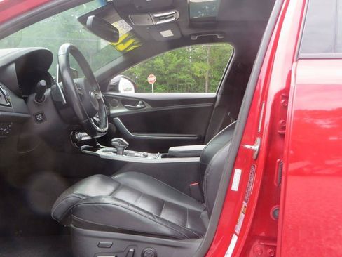 Used 2018 Kia Stinger GT2 RWD image 9