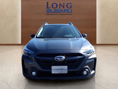 Certified 2025 Subaru Outback Premium image 4