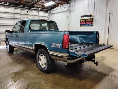 Used 1998 Chevrolet Silverado 1500 4x4 Extended Cab w/ Preferred Equipment Group 2 image 6