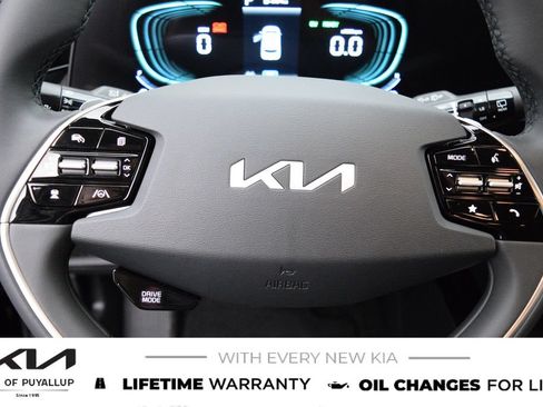 New 2026 Kia Niro EX FWD image 26
