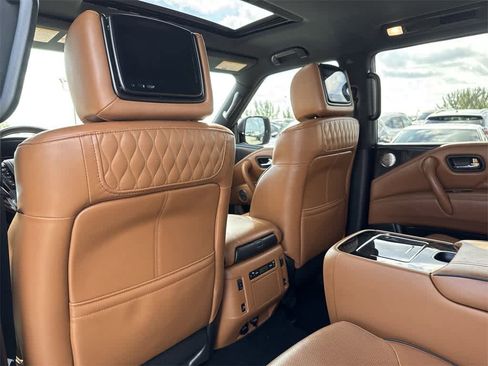 Used 2023 INFINITI QX80 Sensory w/ Cargo Package image 23