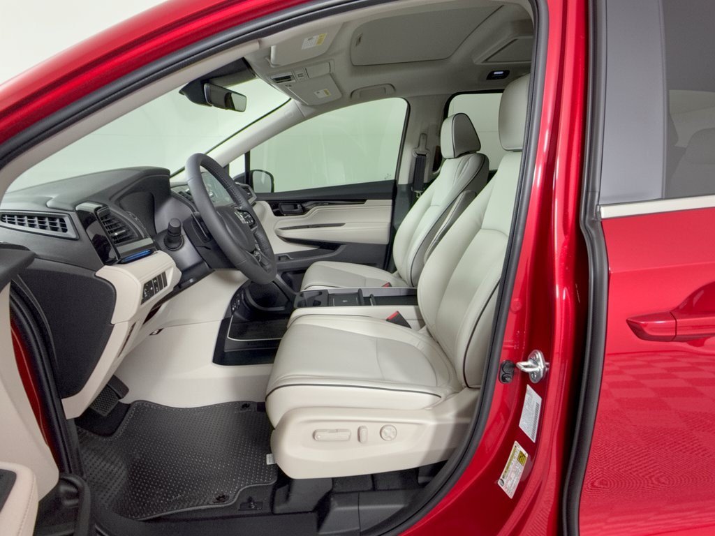New 2027 Honda Odyssey Touring image 5