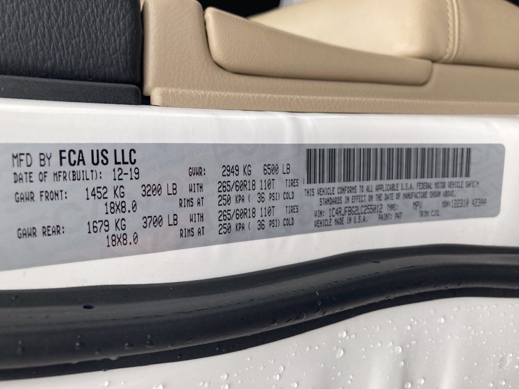 Used 2020 Jeep Grand Cherokee Limited AWD/4WD image 37