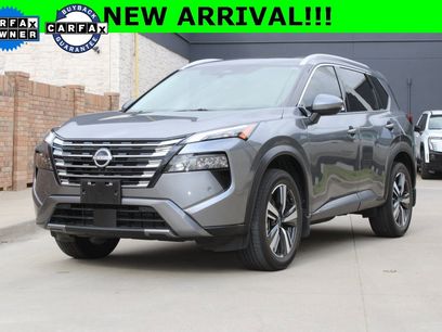 Used 2025 Nissan Rogue SL w/ SL Premium Package