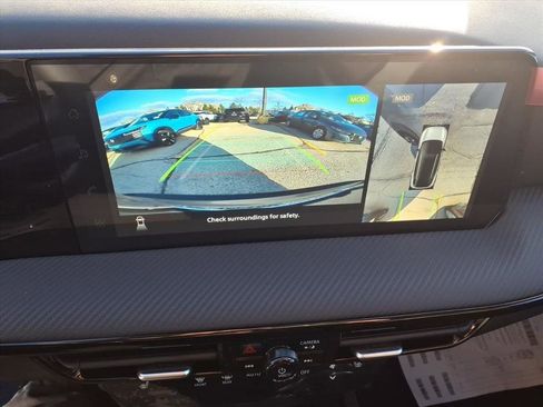 New 2026 Nissan Kicks SR image 10