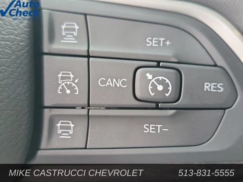 Used 2023 Jeep Grand Cherokee Limited AWD/4WD image 19