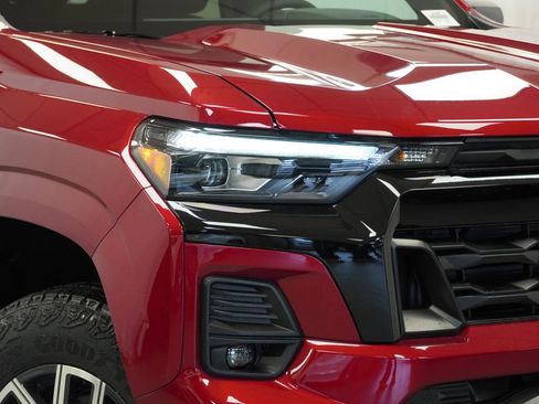 New 2026 Chevrolet Colorado Z71 w/ Technology Package AWD/4WD image 32