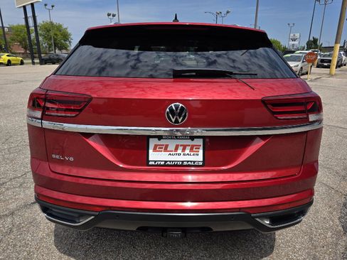 Used 2020 Volkswagen Atlas Cross Sport SEL image 6