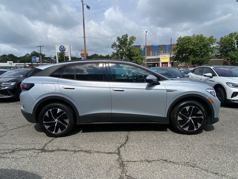 Used 2022 Volkswagen ID.4 Pro AWD/4WD image 2