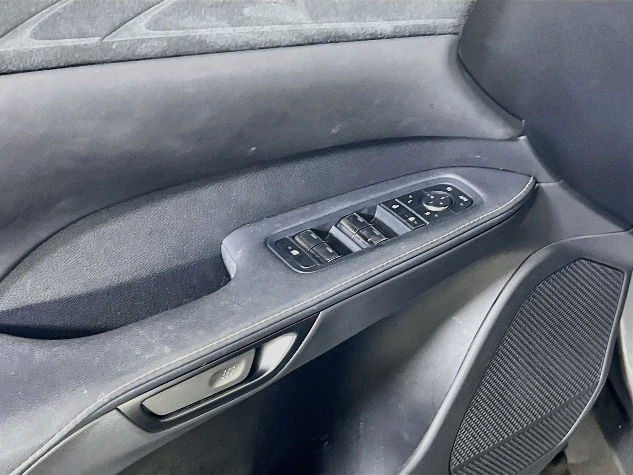 Used 2023 Lexus RX 350 F Sport w/ Accessory Package AWD/4WD image 17