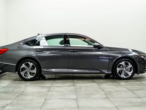 Used 2020 Honda Accord EX image 10