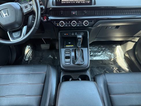 Used 2023 Honda CR-V Sport Touring image 16