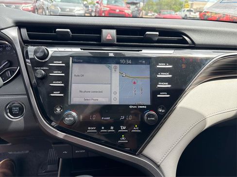 Used 2020 Toyota Camry XLE w/ Driver Assist Package FWD image 14