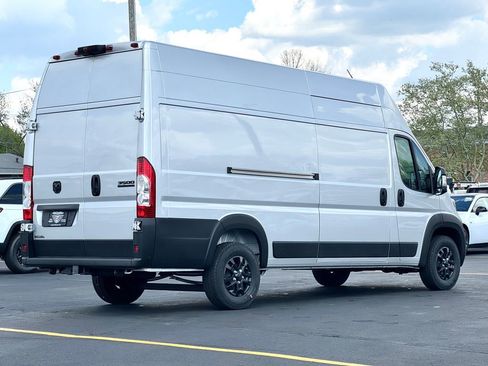 New 2026 RAM ProMaster 3500 w/ Quick Order Package 22H SLT+ FWD image 7