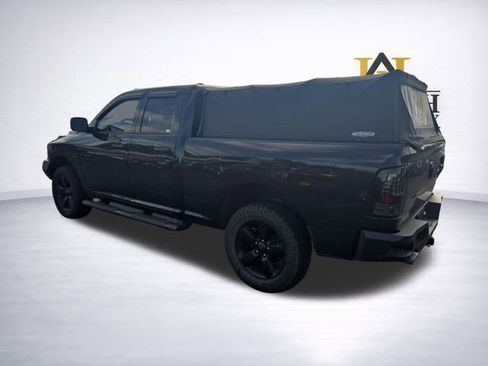 Used 2017 RAM 1500 Express w/ Black Ram 1500 Express Group AWD/4WD image 5