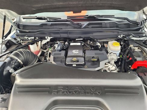 Used 2024 RAM 2500 Big Horn image 32