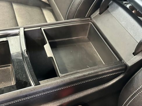 Used 2026 Chevrolet Traverse LT image 25