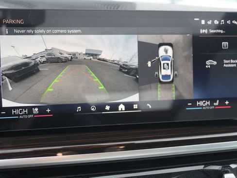 New 2026 BMW X6 xDrive40i w/ Climate Comfort Package image 17