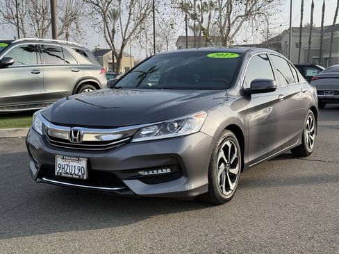 Used 2017 Honda Accord EX-L image 9