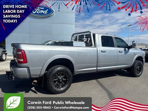 Used 2022 RAM 3500 Laramie AWD/4WD image 4