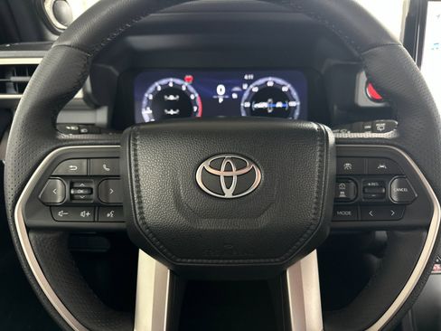 New 2025 Toyota 4Runner TRD Off-Road Premium image 22