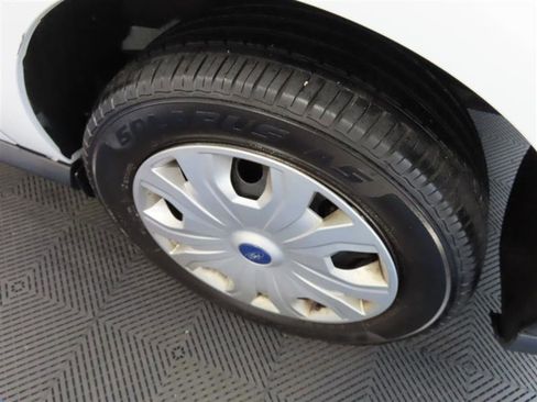 Used 2020 Ford Transit Connect XL image 7