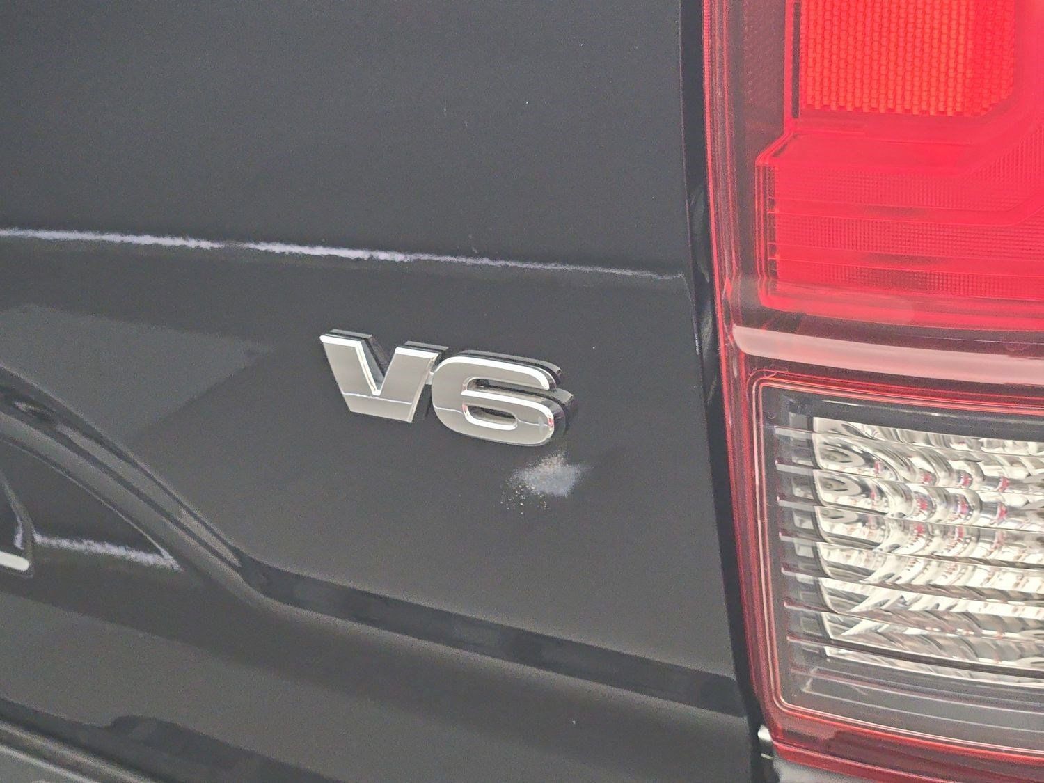 Certified 2023 Toyota Tacoma SR AWD/4WD image 31