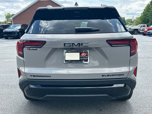 New 2026 GMC Terrain Elevation w/ Elevation Premium Package FWD image 7