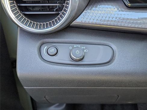 New 2026 Chevrolet Trax ACTIV image 16