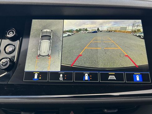 Used 2023 Buick Envision Avenir image 19