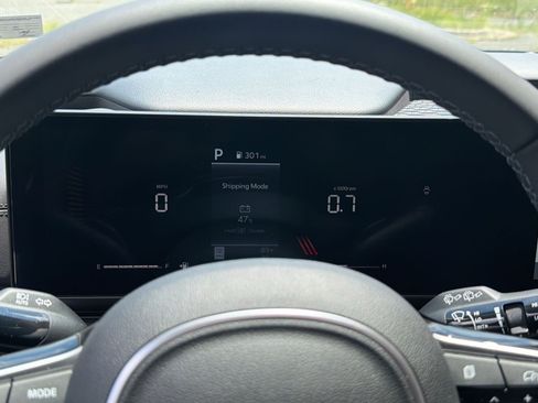 New 2026 Kia Carnival EX FWD image 35