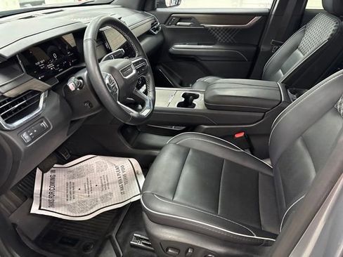 Used 2024 GMC Acadia Denali FWD image 16