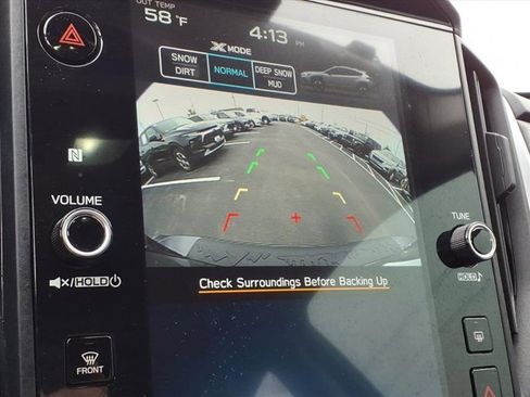 Used 2025 Subaru Crosstrek 2.0i Premium image 9