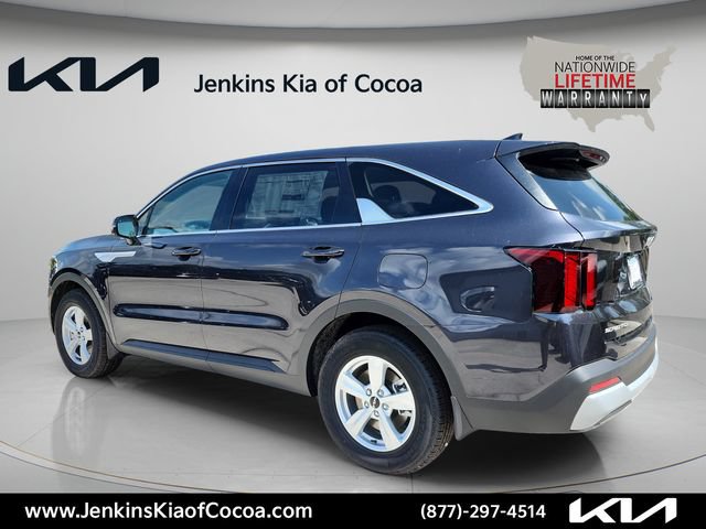 New 2026 Kia Sorento LX FWD image 8
