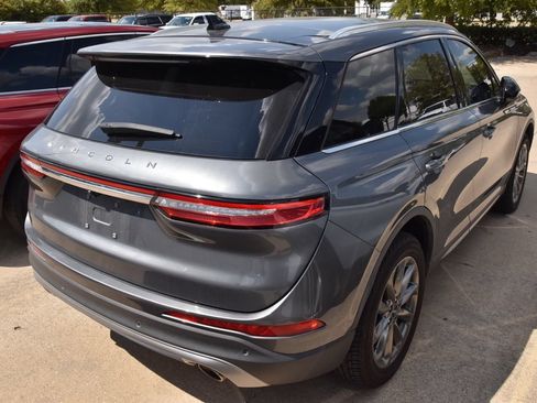 Used 2022 Lincoln Corsair AWD w/ Premium Package image 5